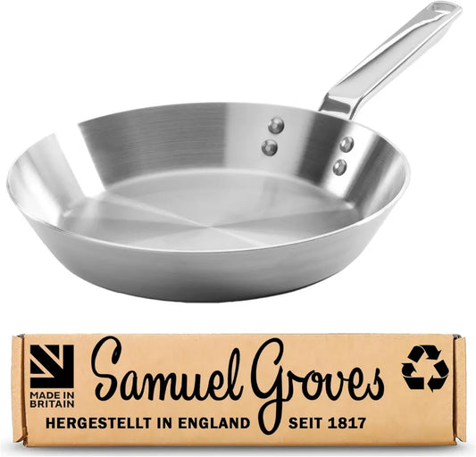 Hochwertige Edelstahlpfanne 26 cm - Samuel Groves, 3-lagig, Frei von PFAS, PTFE & PFOA, Induktion geeignet, Ofenfest bis 240°C, Expertenwahl für Steak, Made in England seit 1817